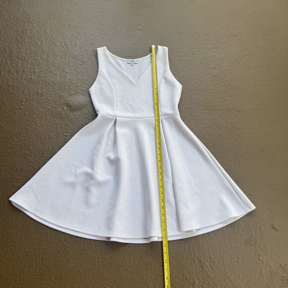 Guess Los Angeles White Summer Stretch  Dress Womens Size M - Picture 4 of 9